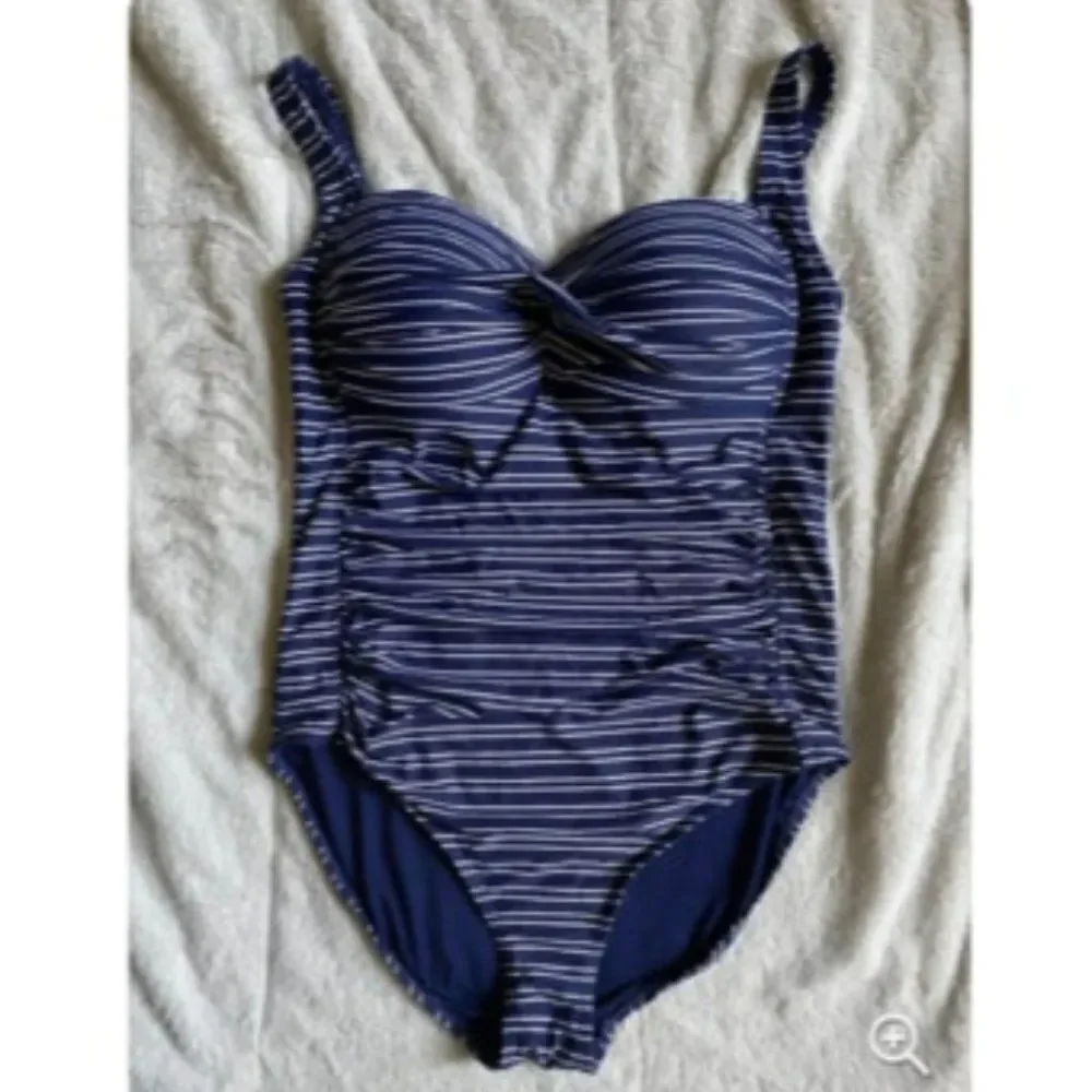 Nip Tuck Navy Rope Twist Front 1 Piece Swimsuit 6